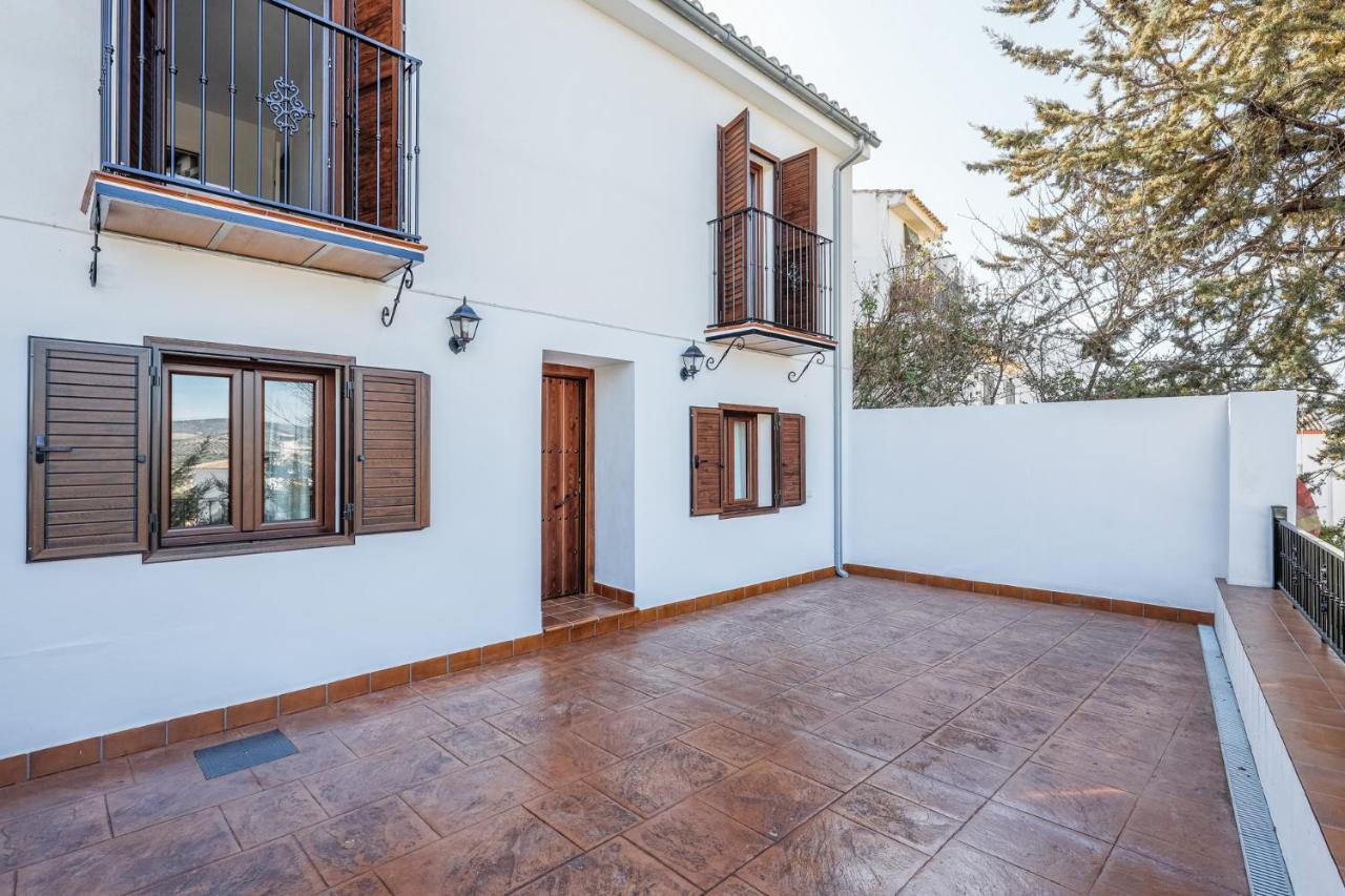 Fantastica Casa De 3 Bedroom Y 3 Banos - Casa De Relax- Montefrío Exterior foto